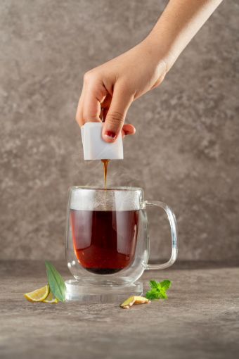 صورة Date molasses sachets Natural sweetener sugar substitute 24X 7G X 12 دبس التمر محلي طبيعي بديل السكر 